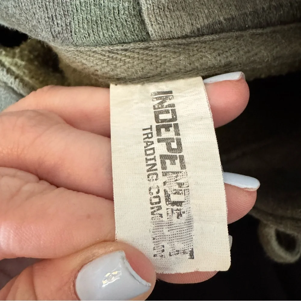 Blake Shelton Camouflage Hoodie - Picture 4 of 5